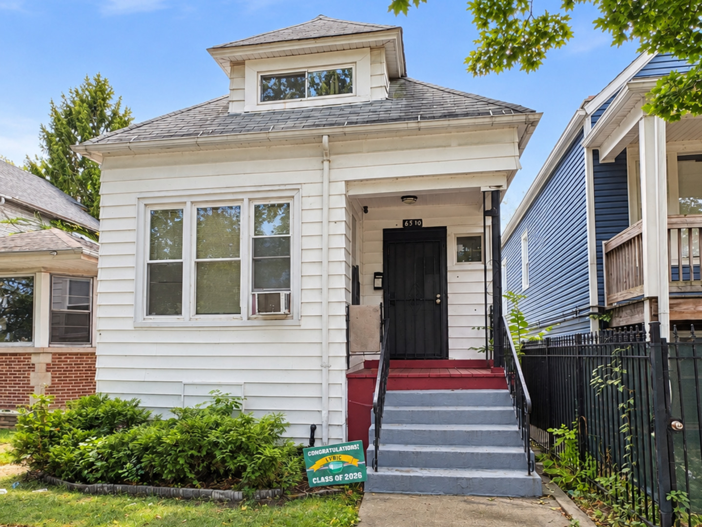 8510 S Burnham Avenue Property Photo 1
