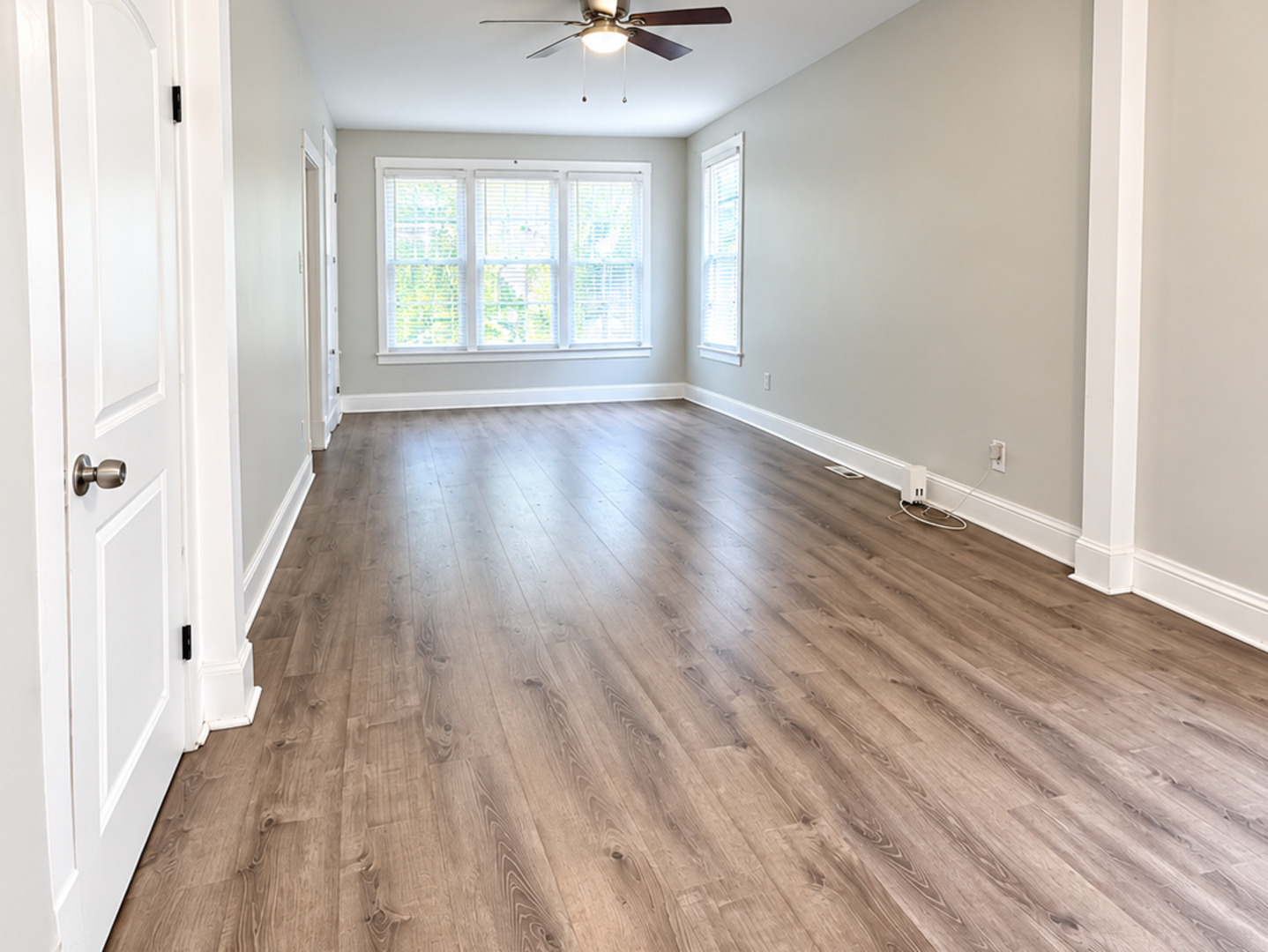 8510 S Burnham Avenue Property Photo 2