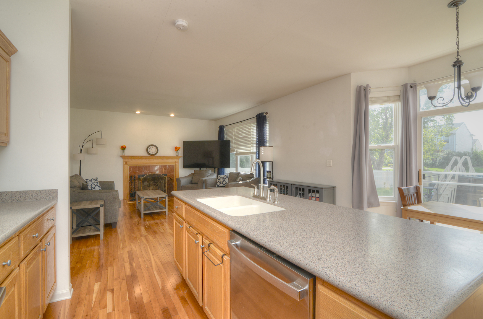 688 Stewart Avenue Property Photo 12