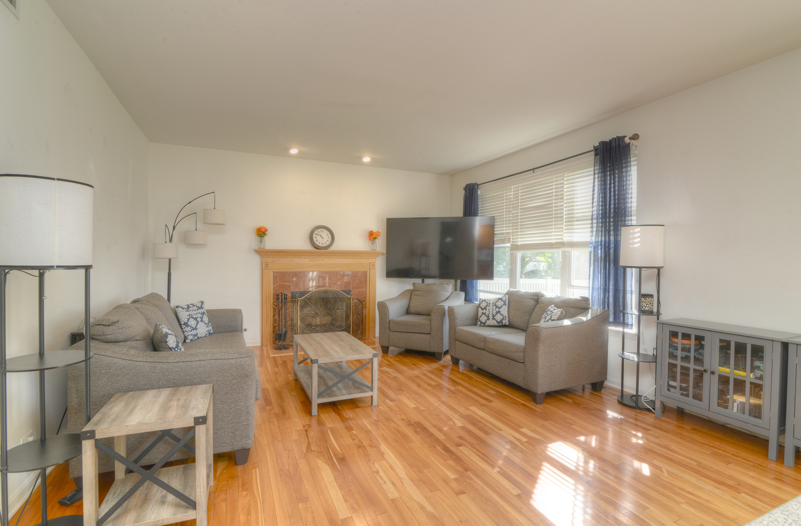 688 Stewart Avenue Property Photo 13