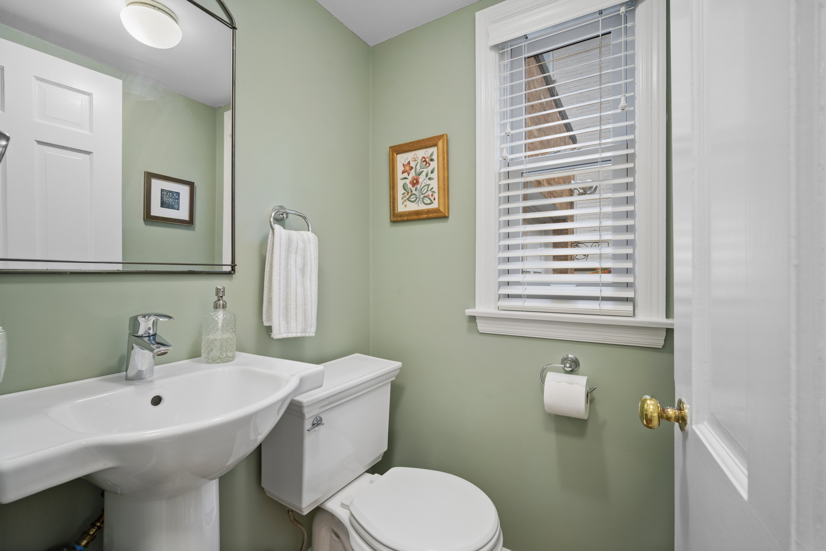 739 Marion Avenue Property Photo 8