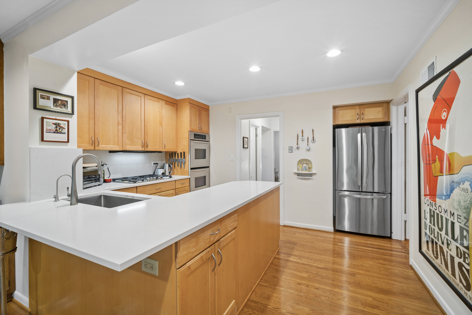 739 Marion Avenue Property Photo 11