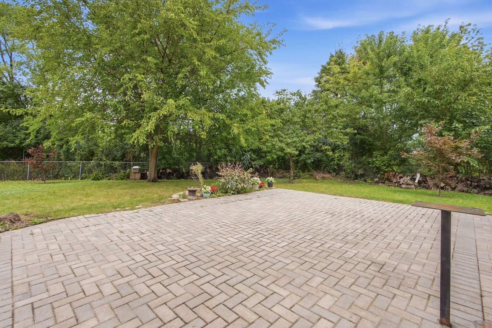 1650 Beverly Court Property Photo 47