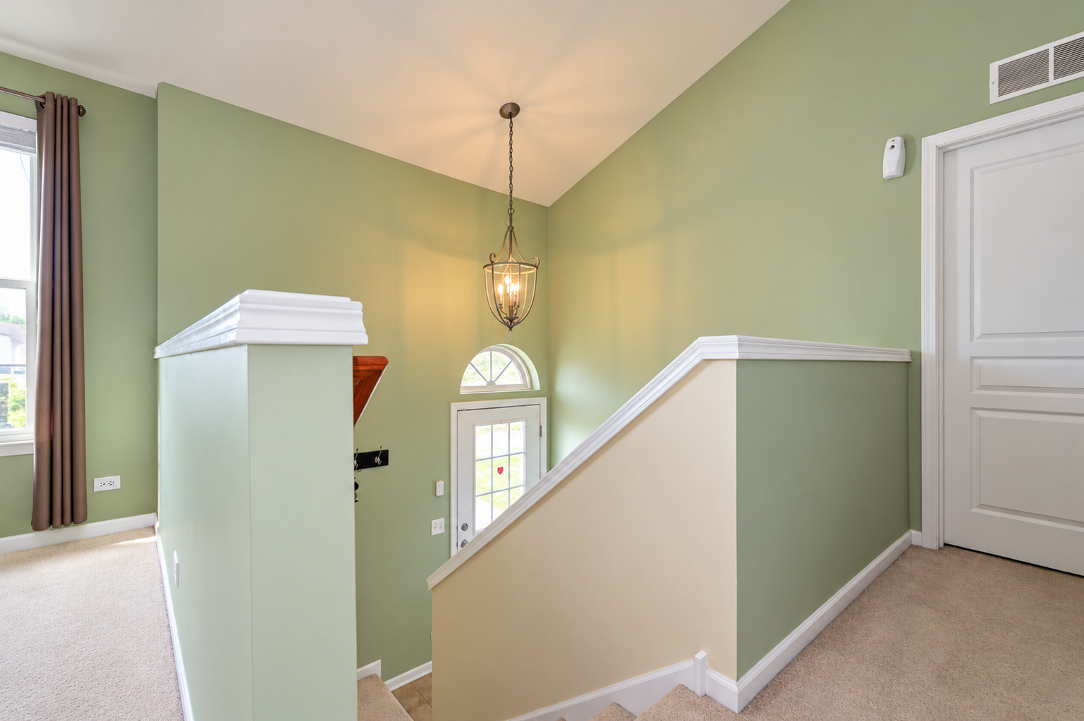 250 Devoe Drive Property Photo 5