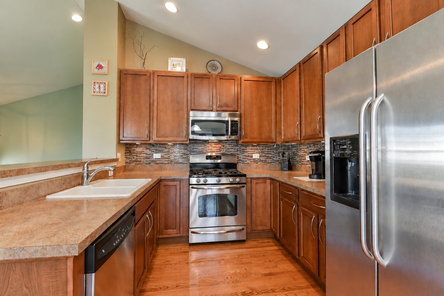 250 Devoe Drive Property Photo 6