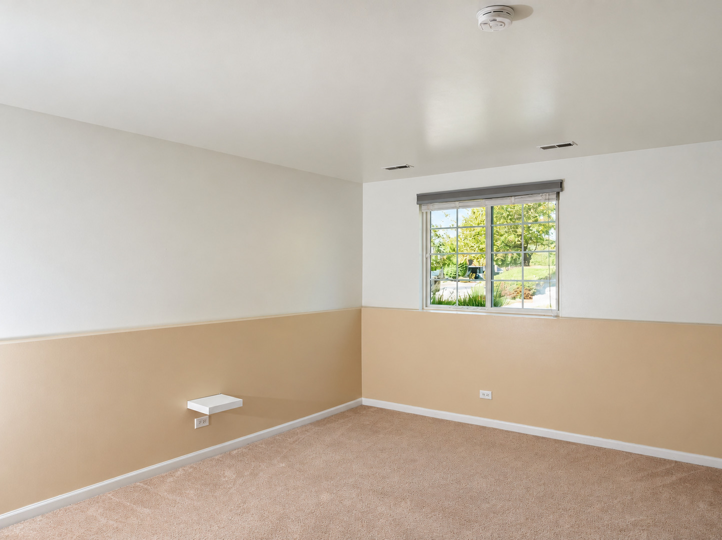 250 Devoe Drive Property Photo 12