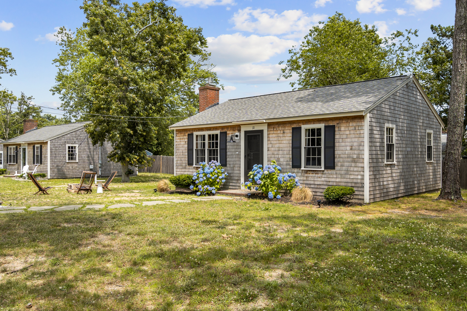 10 Manning Road Property Photo 2