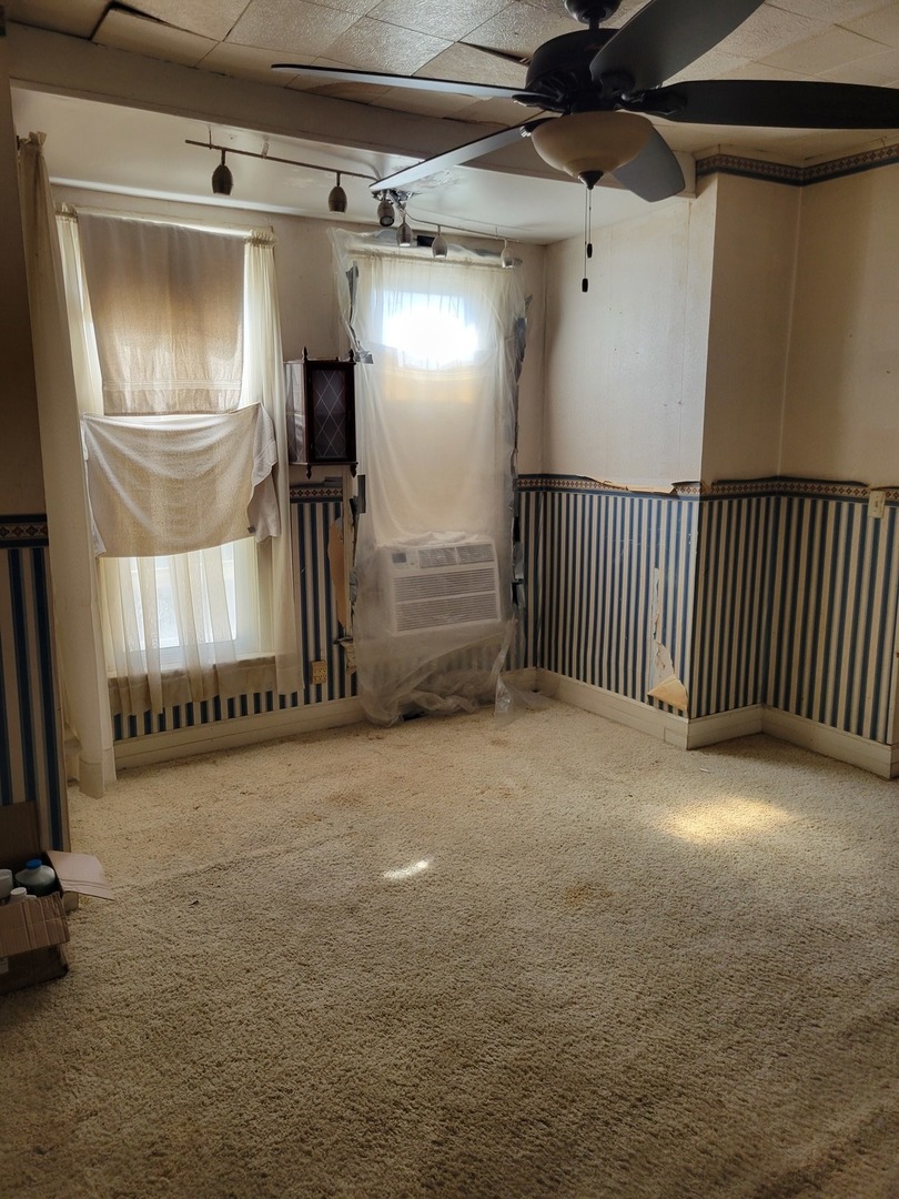 611 Farnam Street Property Photo 9