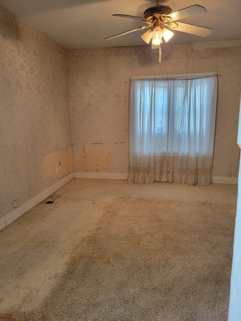 611 Farnam Street Property Photo 13