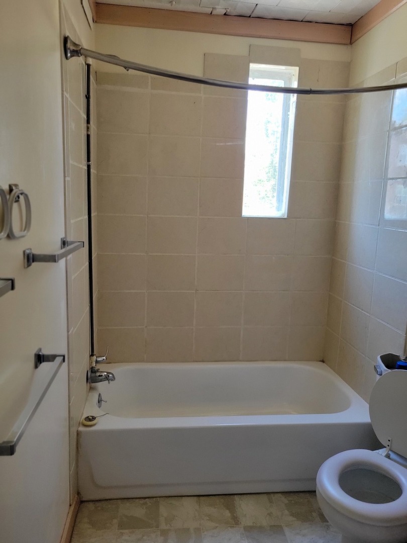 611 Farnam Street Property Photo 19