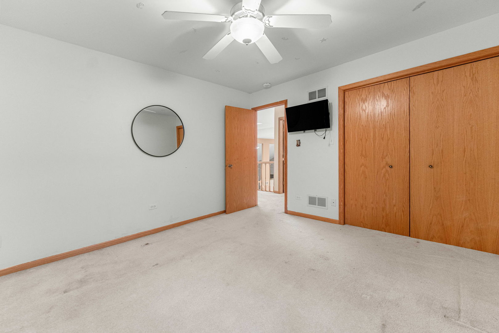 230 Lakeview Court Property Photo 29