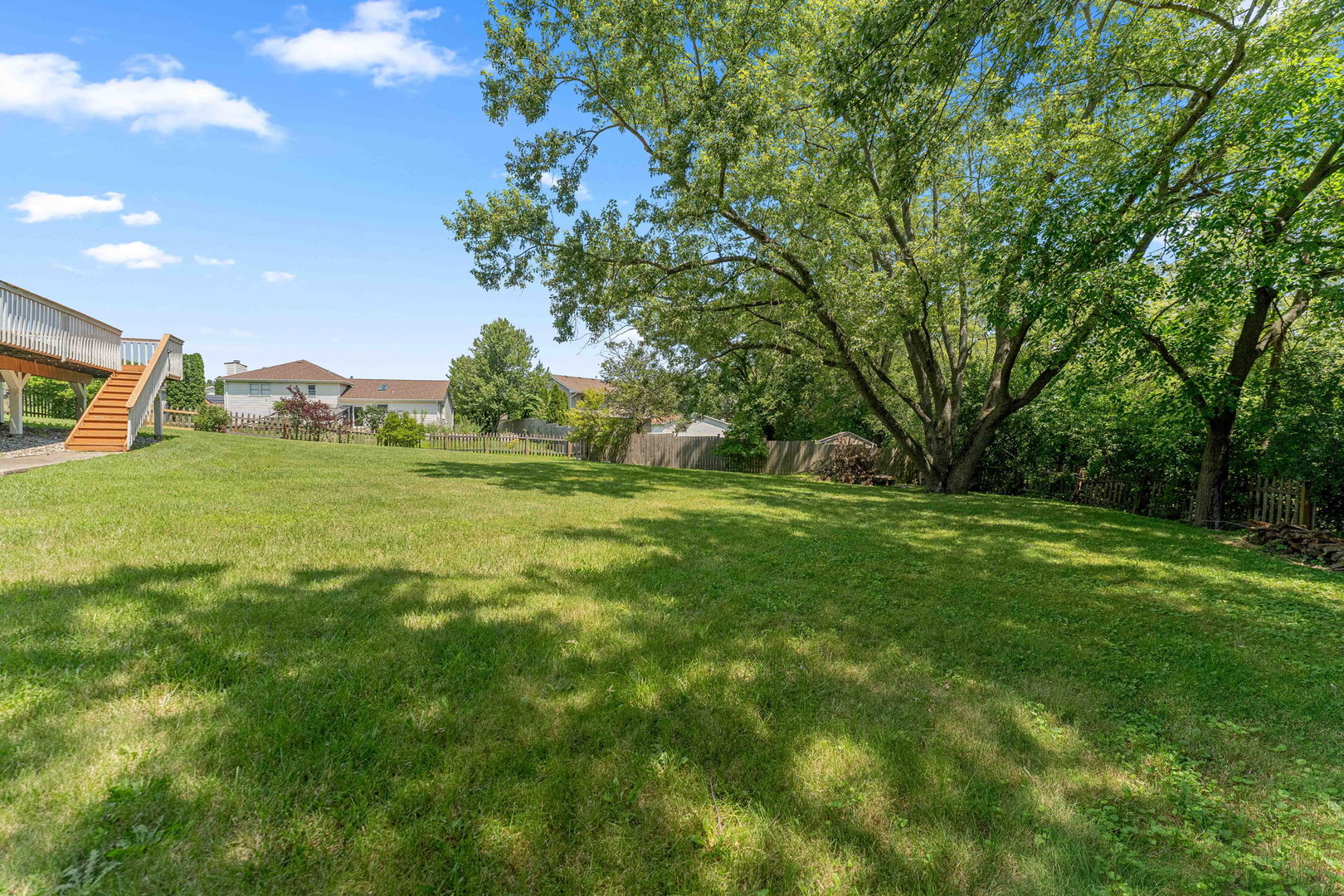 230 Lakeview Court Property Photo 43