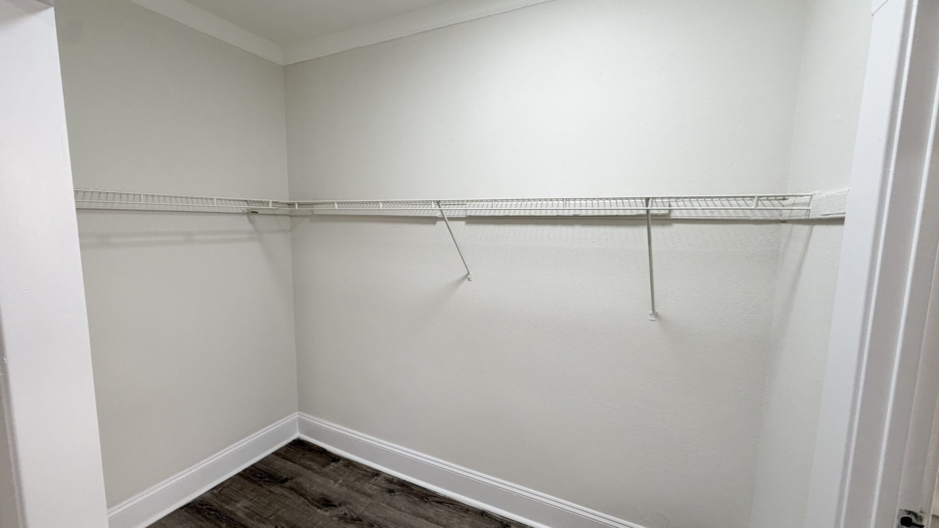839 W Sheridan Road 325 Property Photo 7