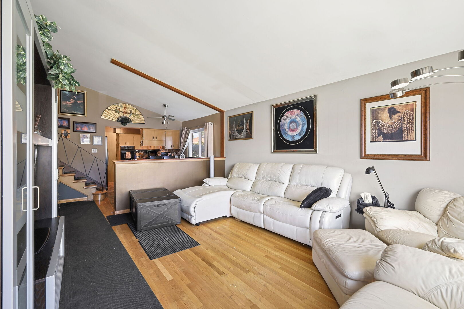 14220 Kimbark Avenue Property Photo 3