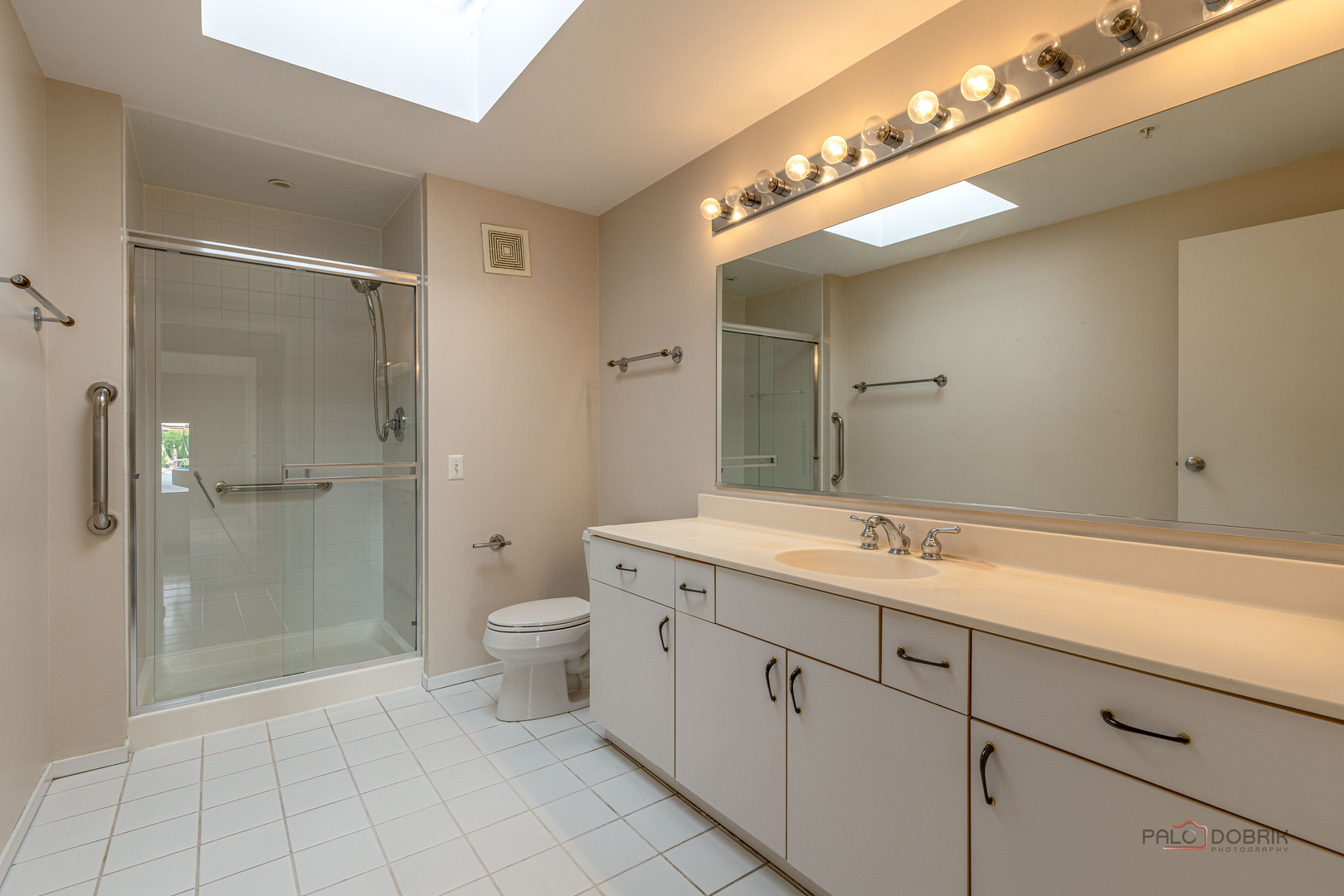 1625 Glenview Road 306 Property Photo 20