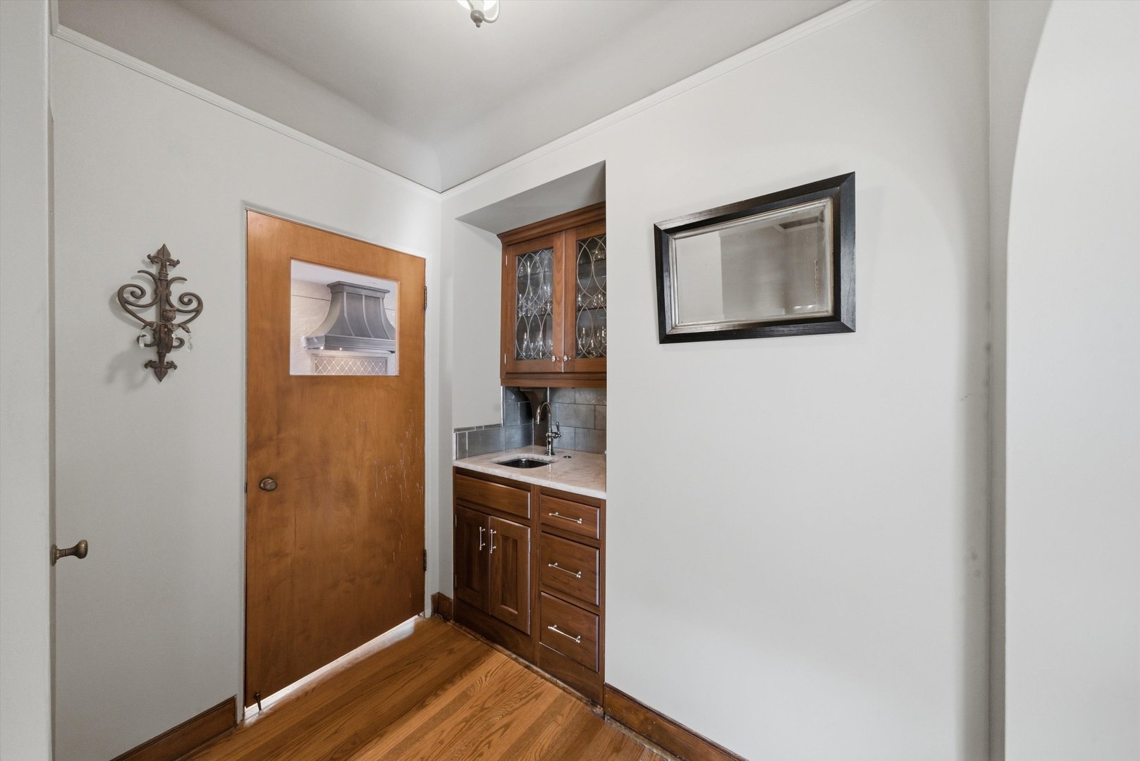 327 Selborne Road Property Photo 8