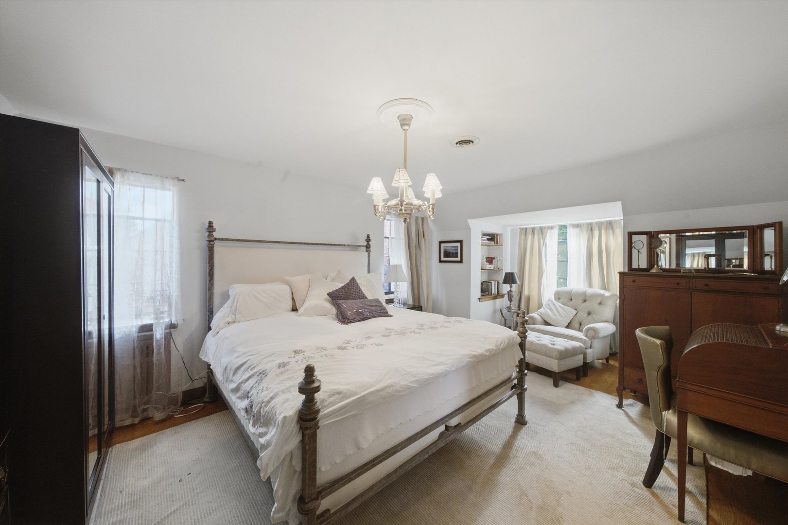 327 Selborne Road Property Photo 16