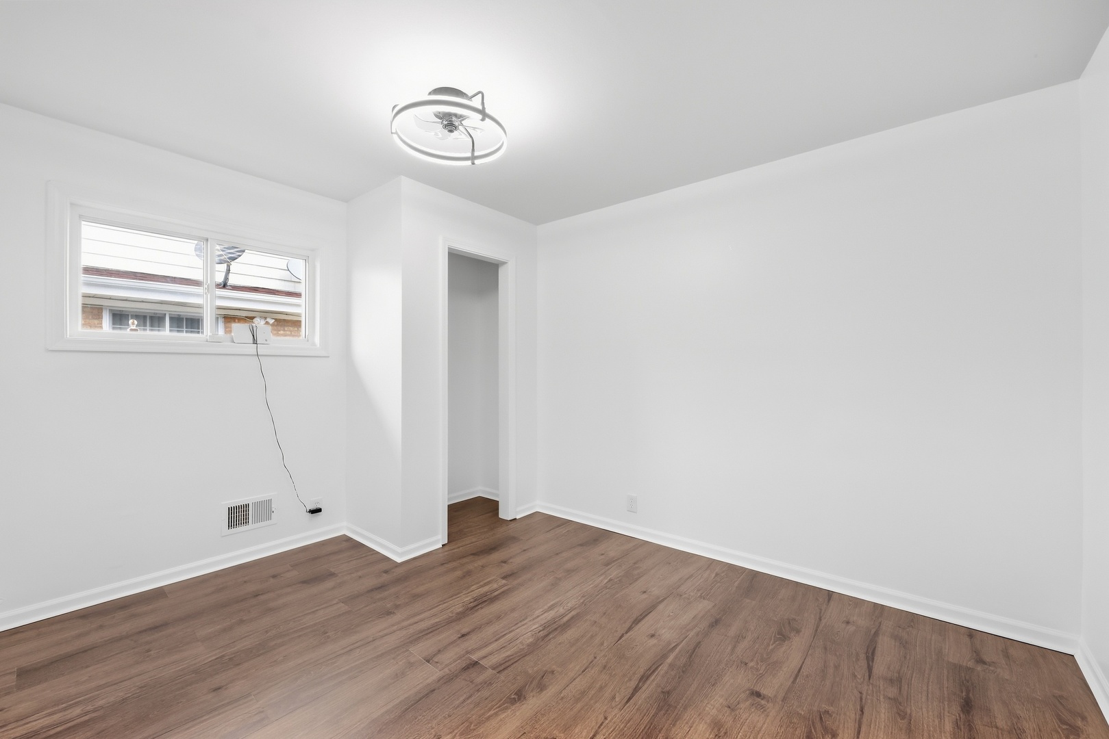 7813 S Kenton Avenue Property Photo 13