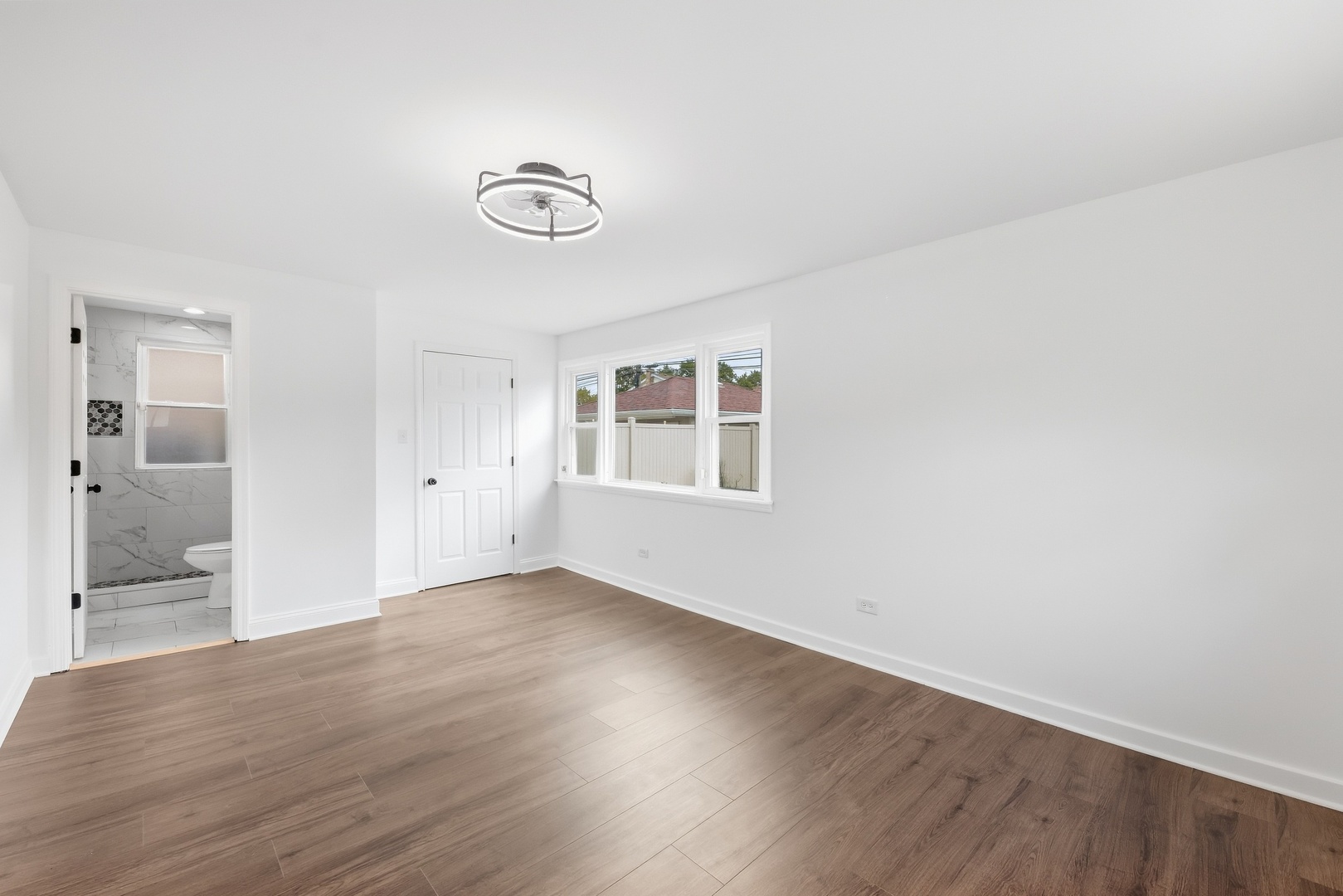 7813 S Kenton Avenue Property Photo 15