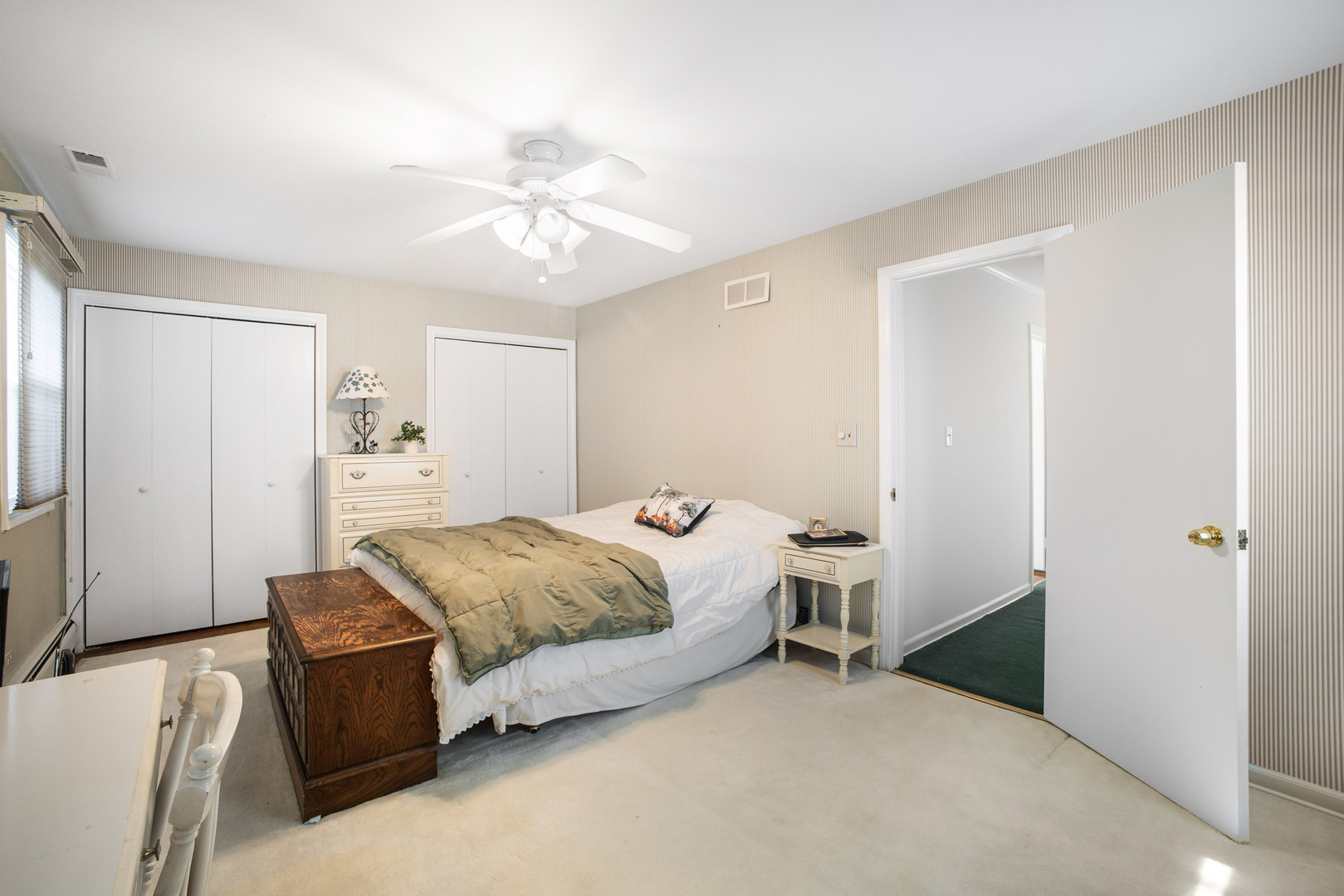1212 N Maple Avenue Property Photo 10