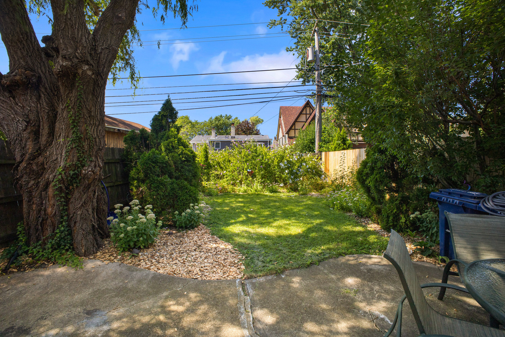 1212 N Maple Avenue Property Photo 16