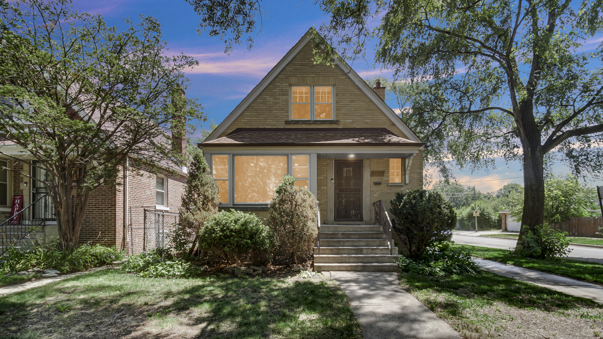 8459 S Elizabeth Street Property Photo 2
