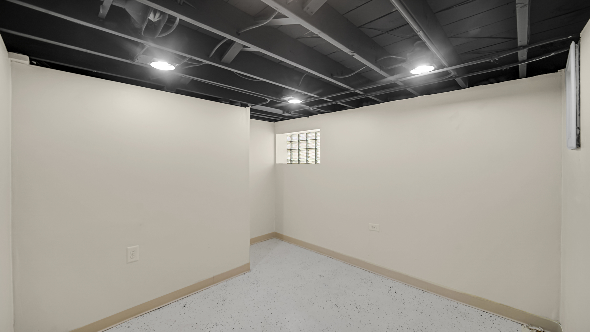 8459 S Elizabeth Street Property Photo 20