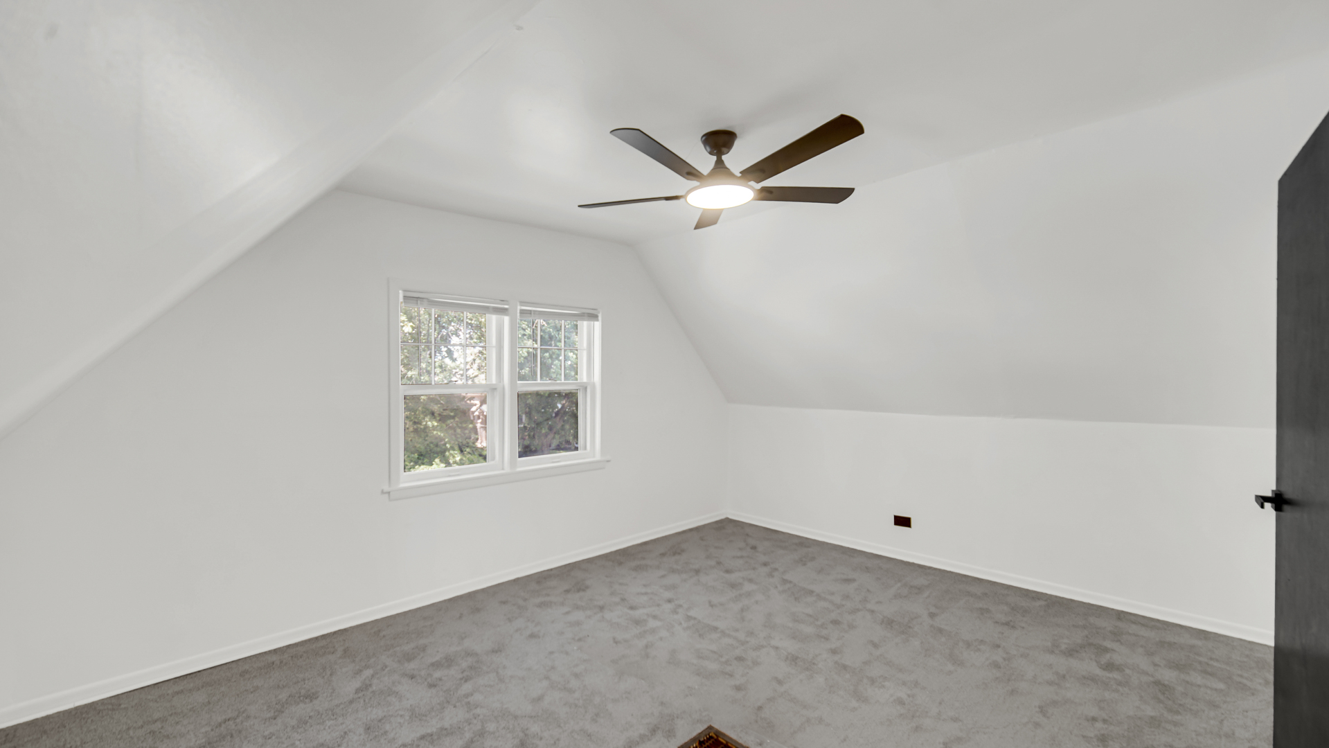 8459 S Elizabeth Street Property Photo 24