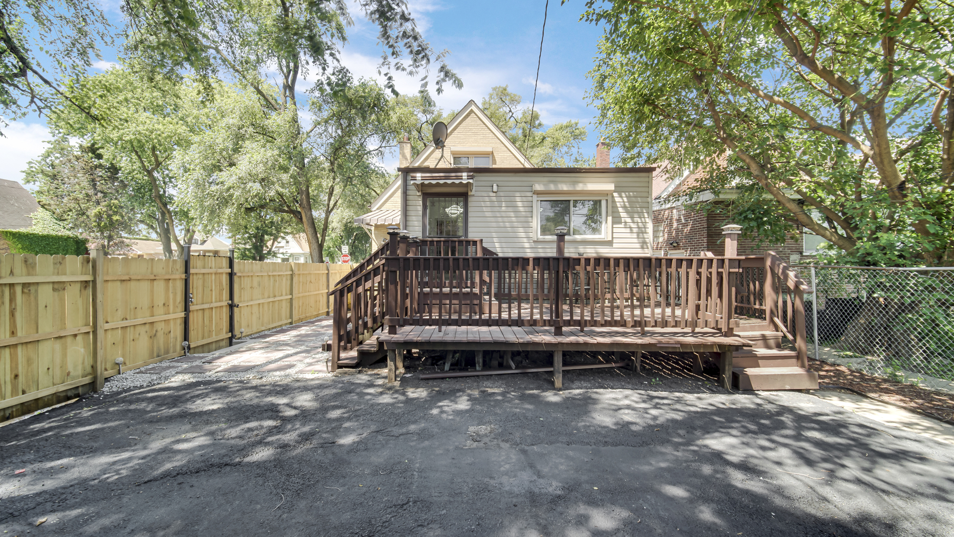 8459 S Elizabeth Street Property Photo 26