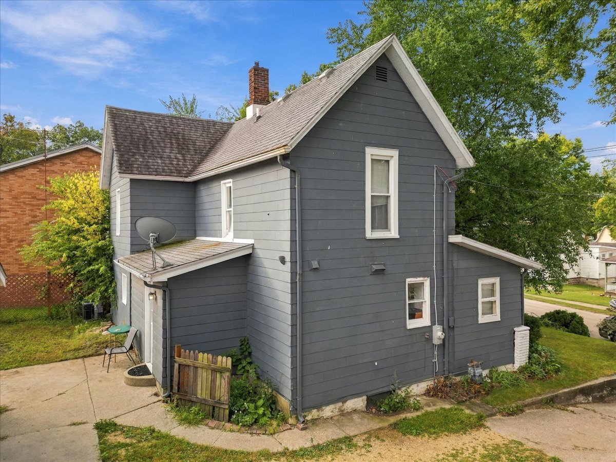 312 S Dement Avenue Property Photo 19
