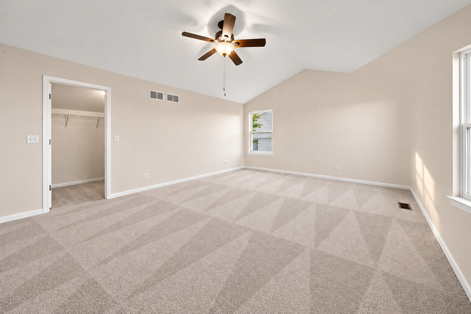 831 Bach Court Property Photo 32