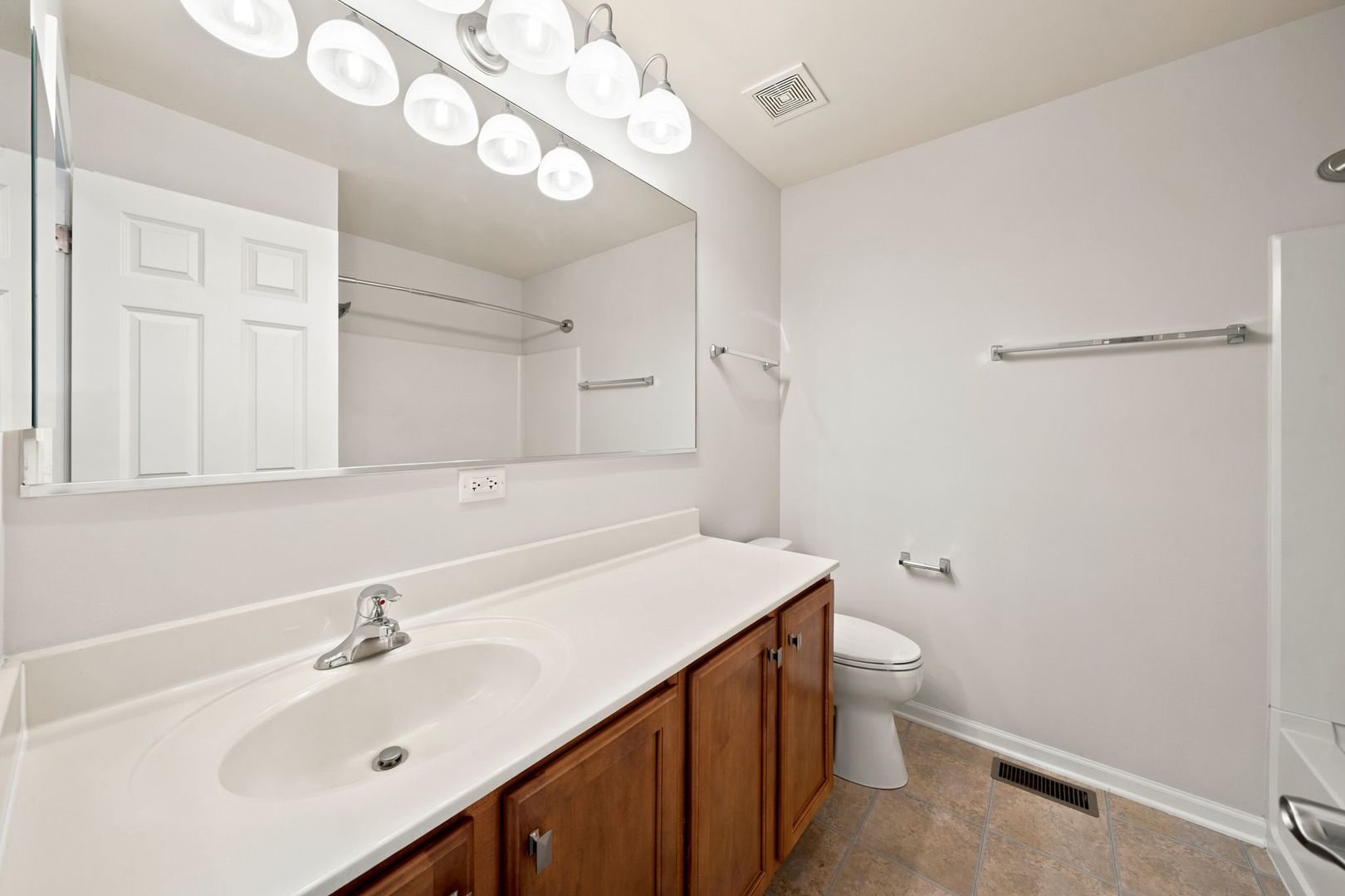 831 Bach Court Property Photo 40