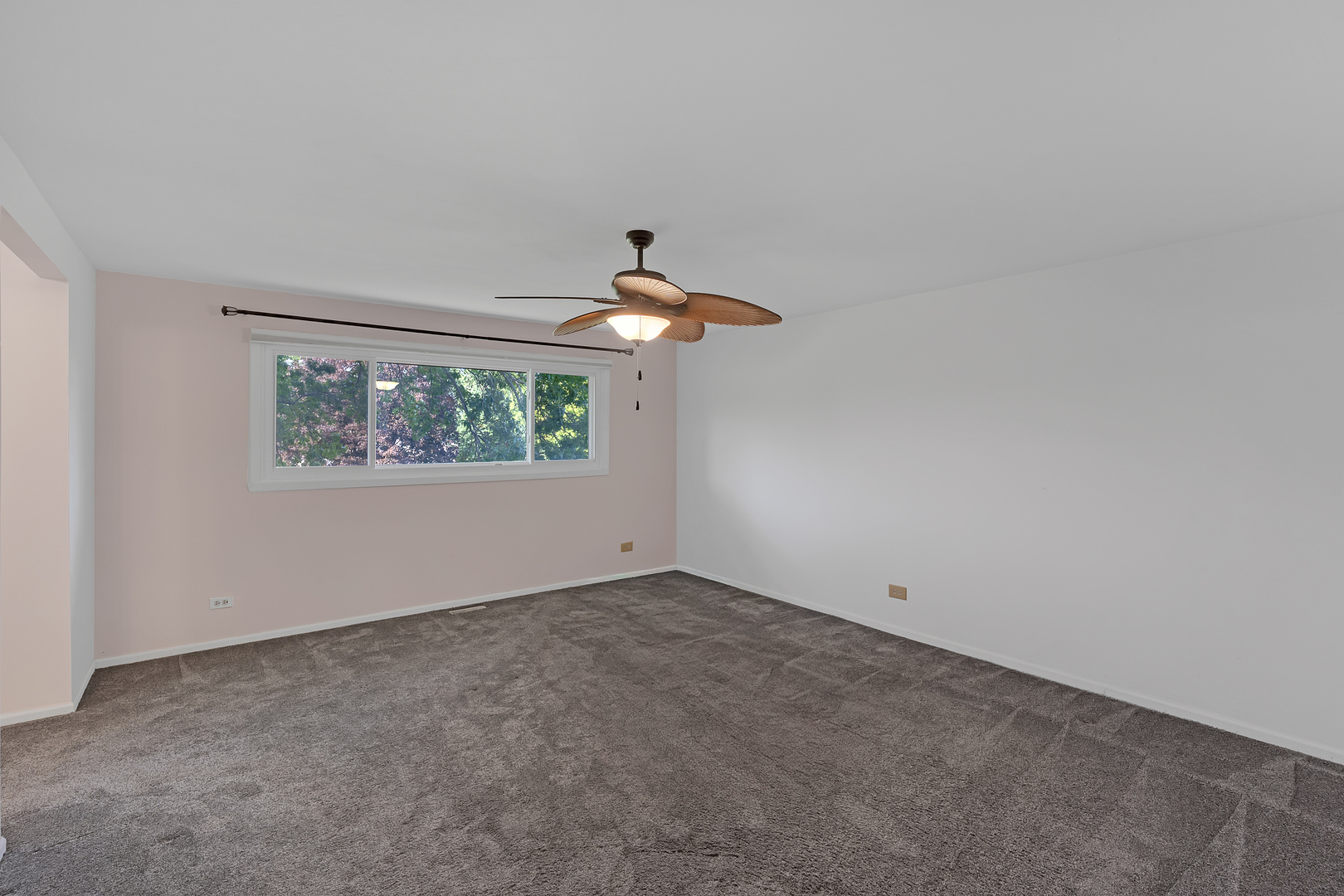 864 Pinehurst Lane Property Photo 16