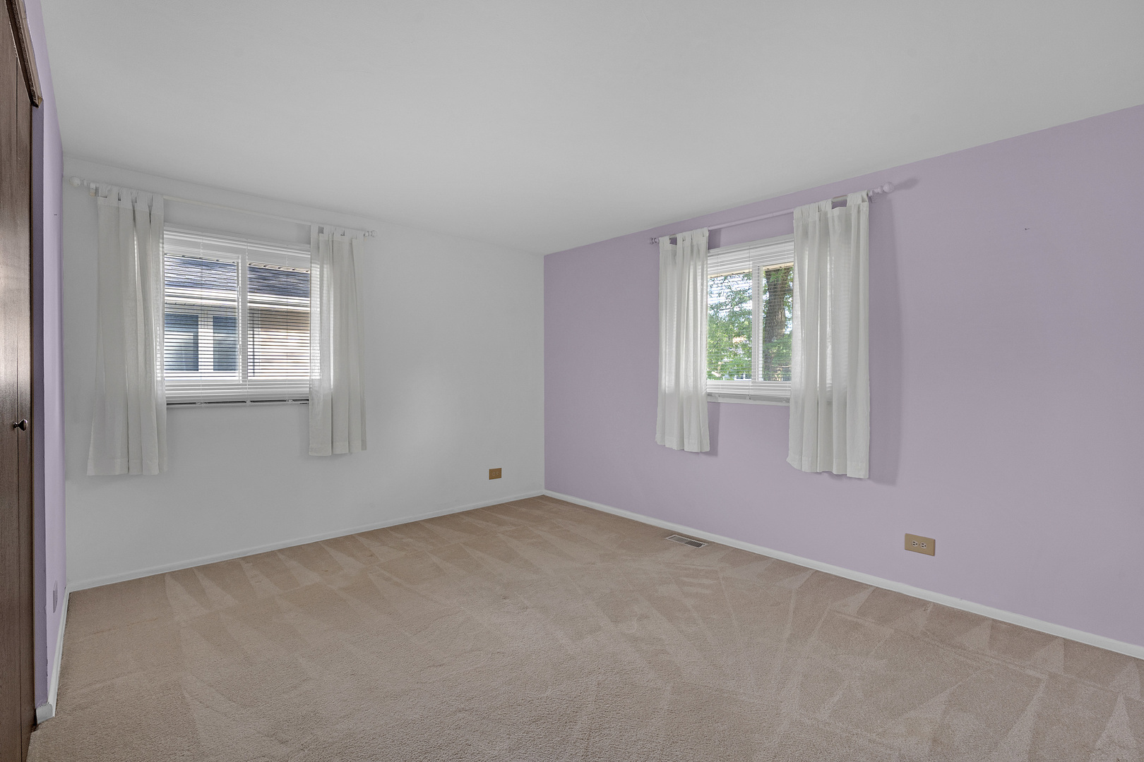 864 Pinehurst Lane Property Photo 18