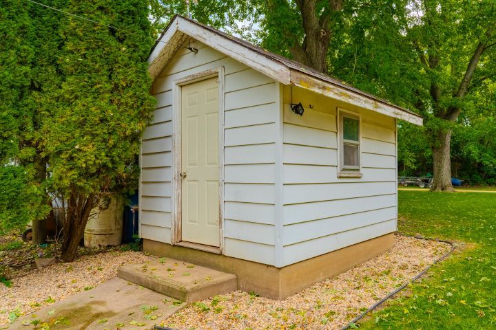 5446 N River Road Property Photo 26