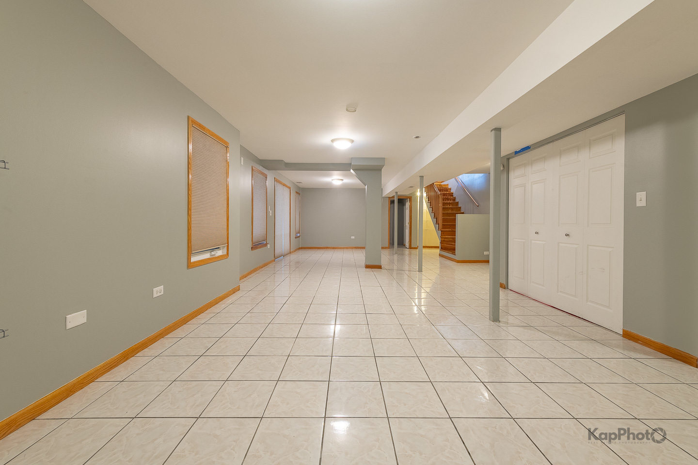 6126 S University Avenue 1 Property Photo 22