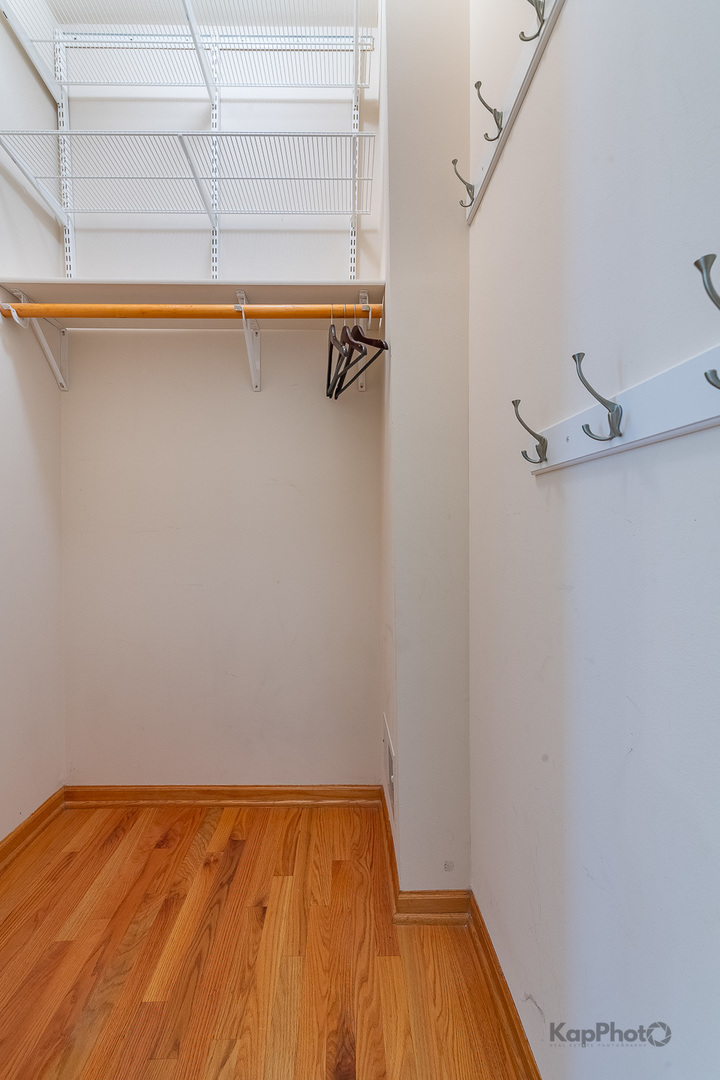6126 S University Avenue 1 Property Photo 27