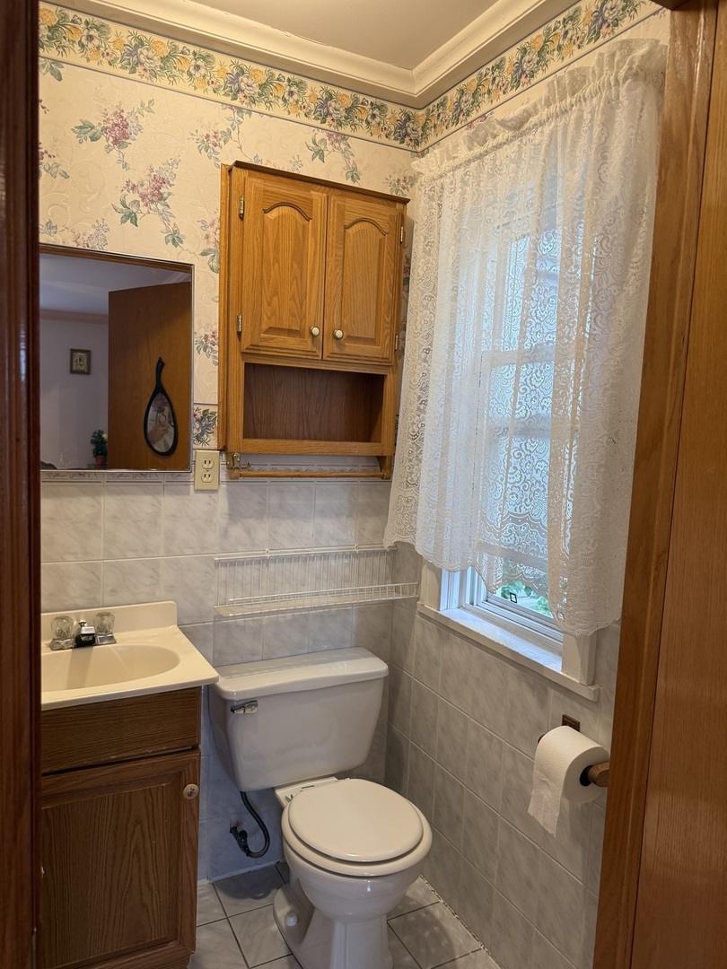 9322 S 49th Avenue Property Photo 13