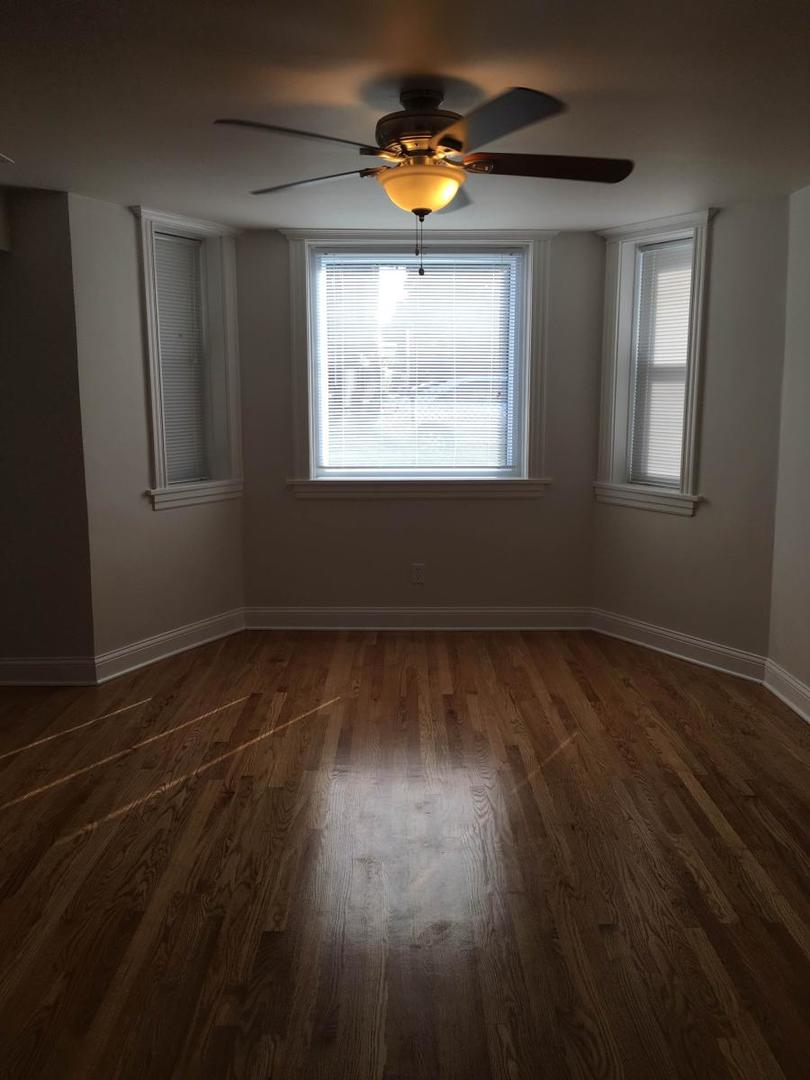 3304 N Albany Avenue Property Photo 11