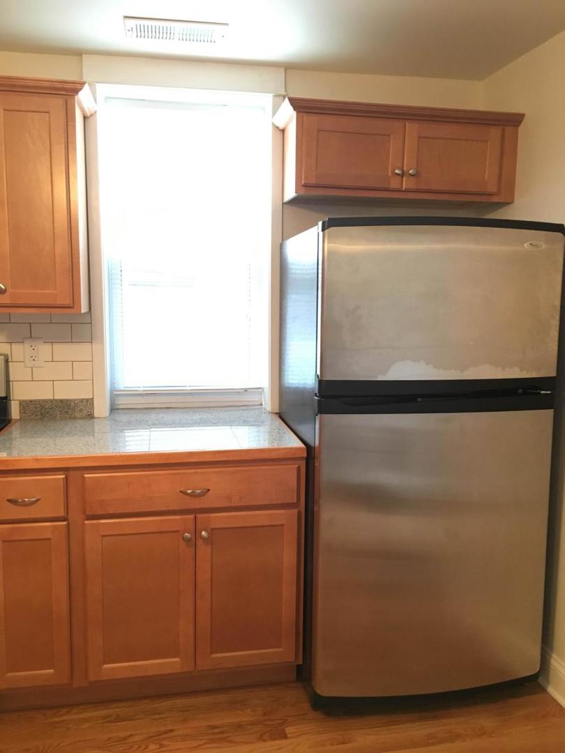 3304 N Albany Avenue Property Photo 14