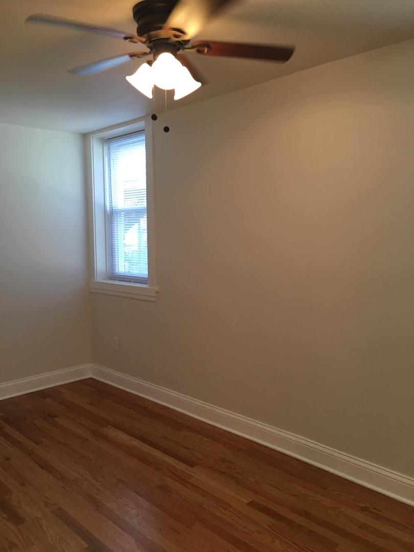 3304 N Albany Avenue Property Photo 15