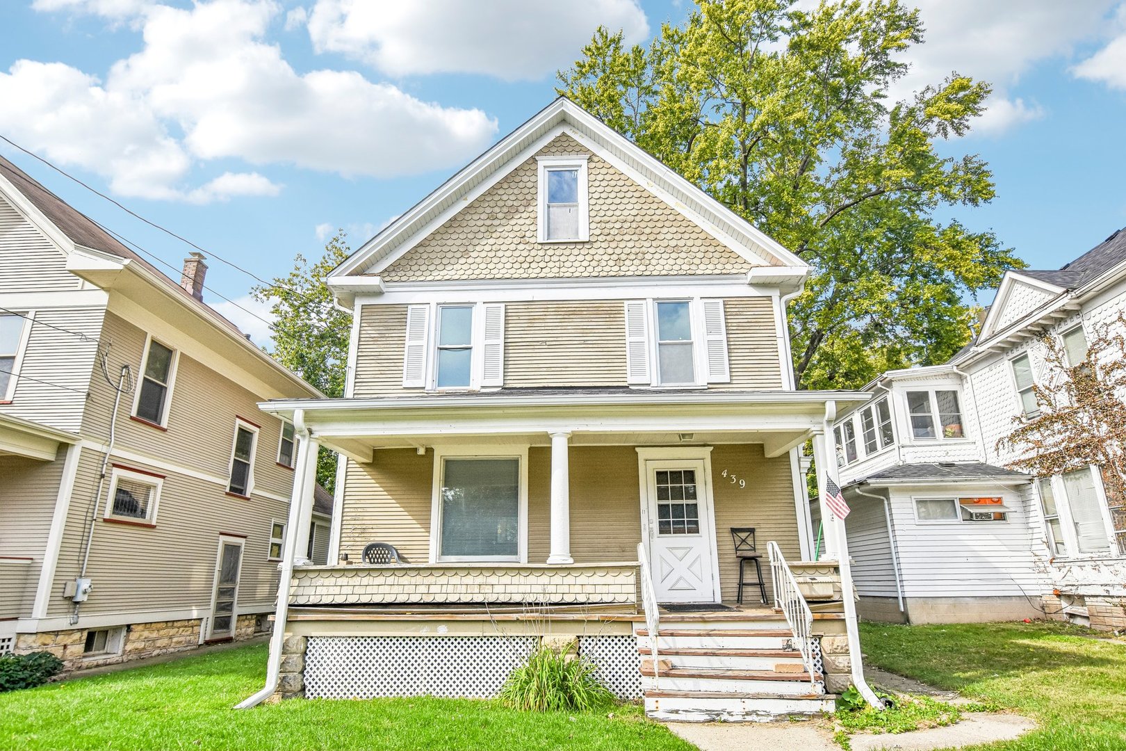 439 5th Street Property Photo 1