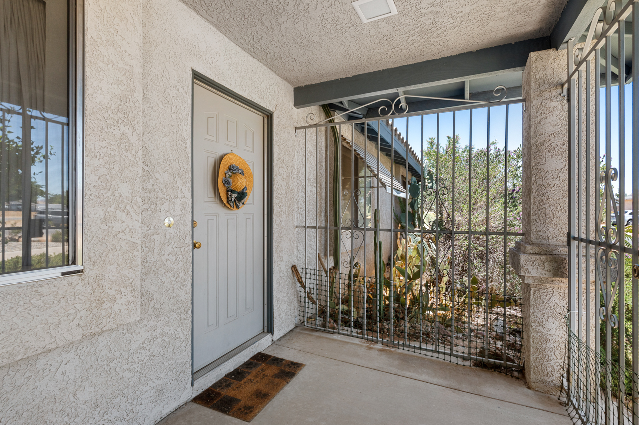 12450 Algonquin Road Property Photo 8