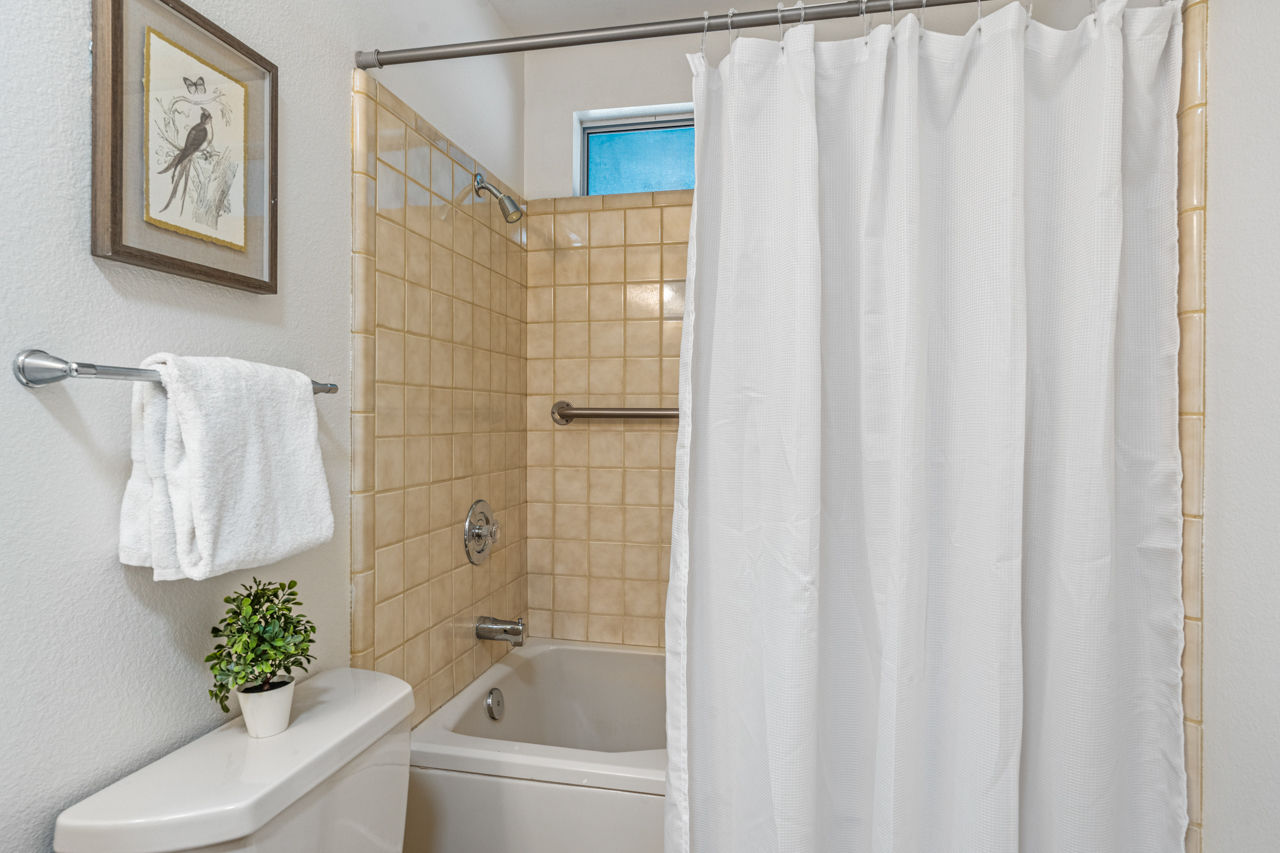 12450 Algonquin Road Property Photo 47