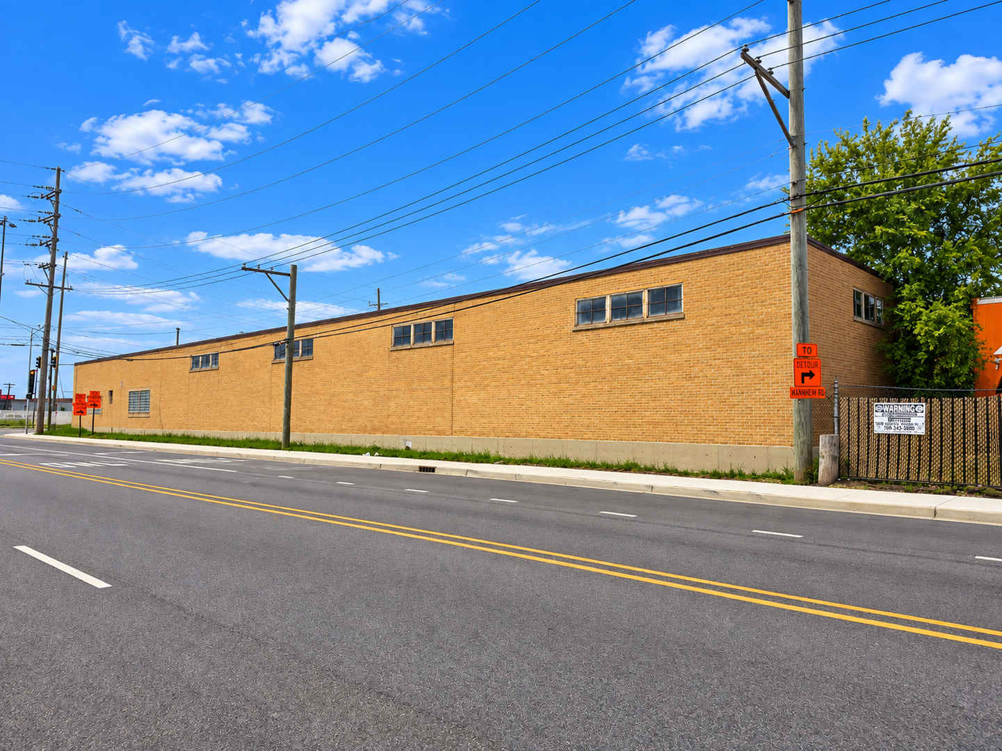 10421 Franklin Avenue Property Photo 3