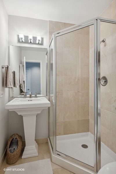 2715 N Janssen Avenue Property Photo 28