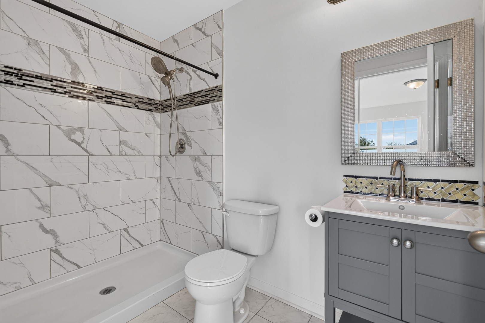 1153 Alta Vista Drive Property Photo 12