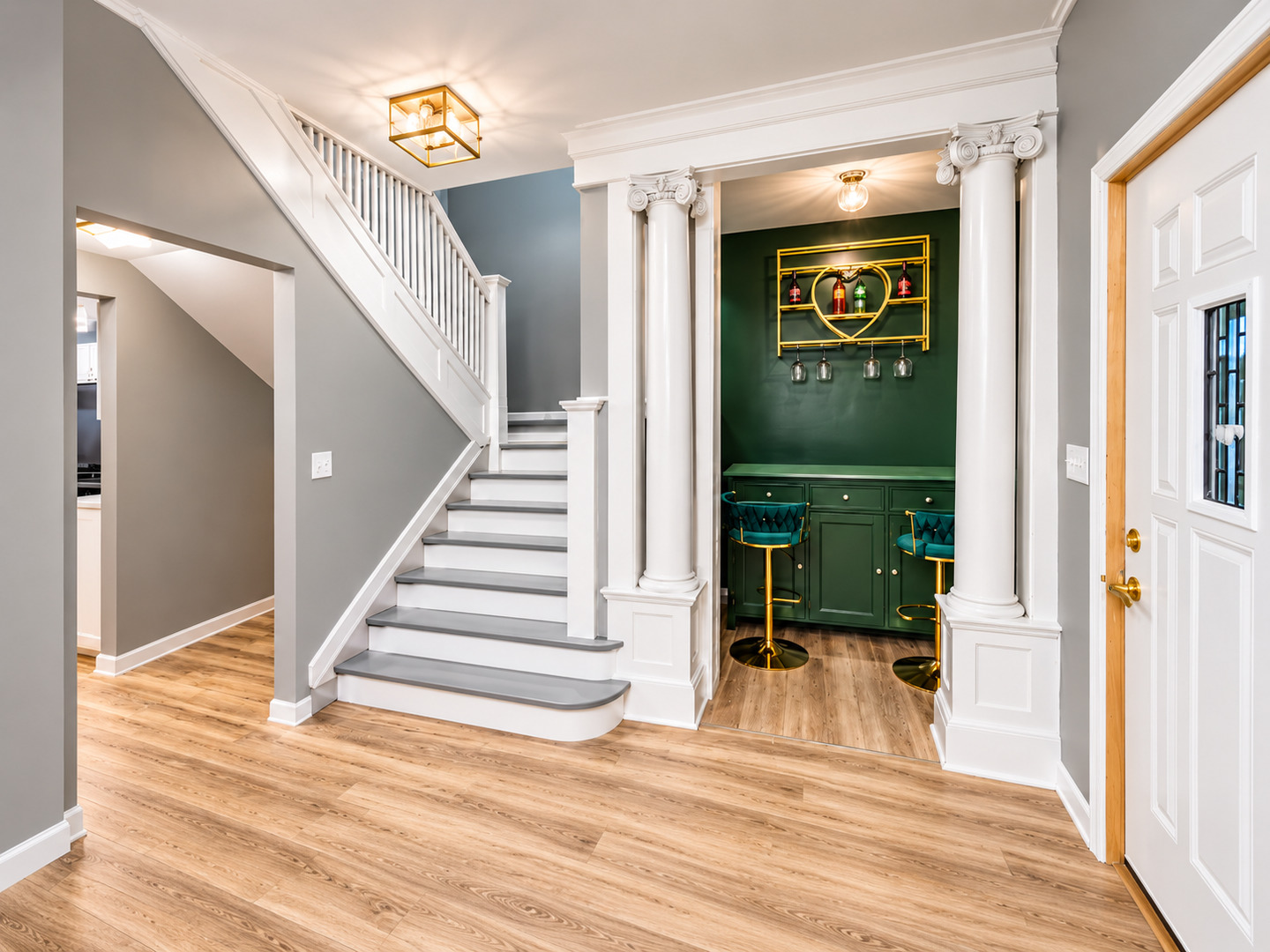 159 N Evergreen Avenue Property Photo 3
