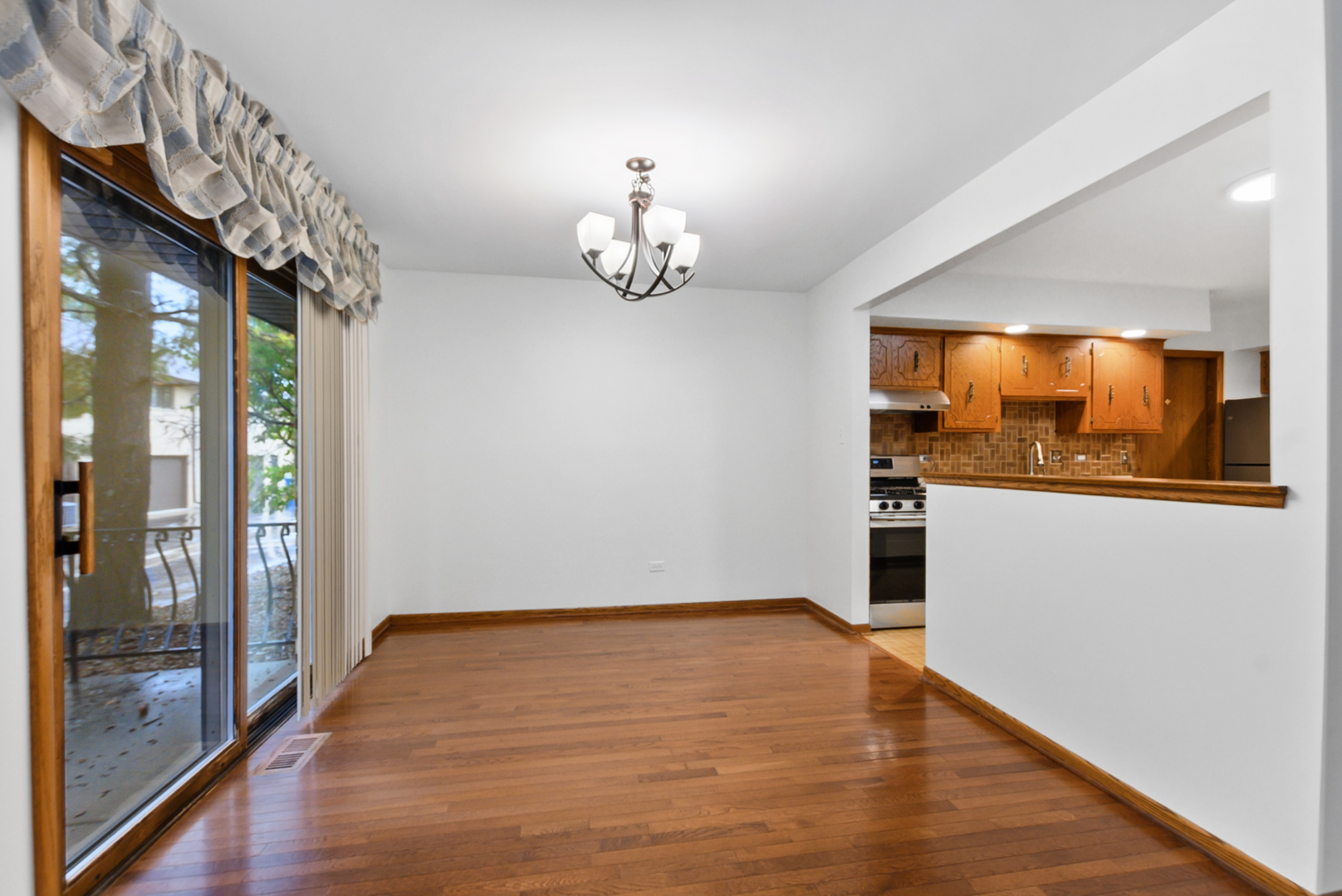 8316 Ashley Lane 1272 Property Photo 5