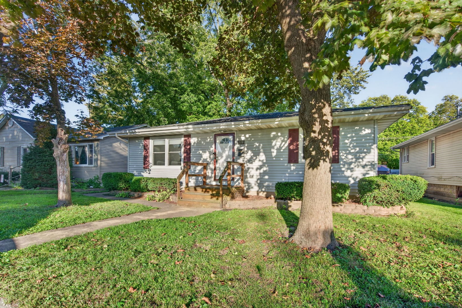 335 S Mazon Street Property Photo 1